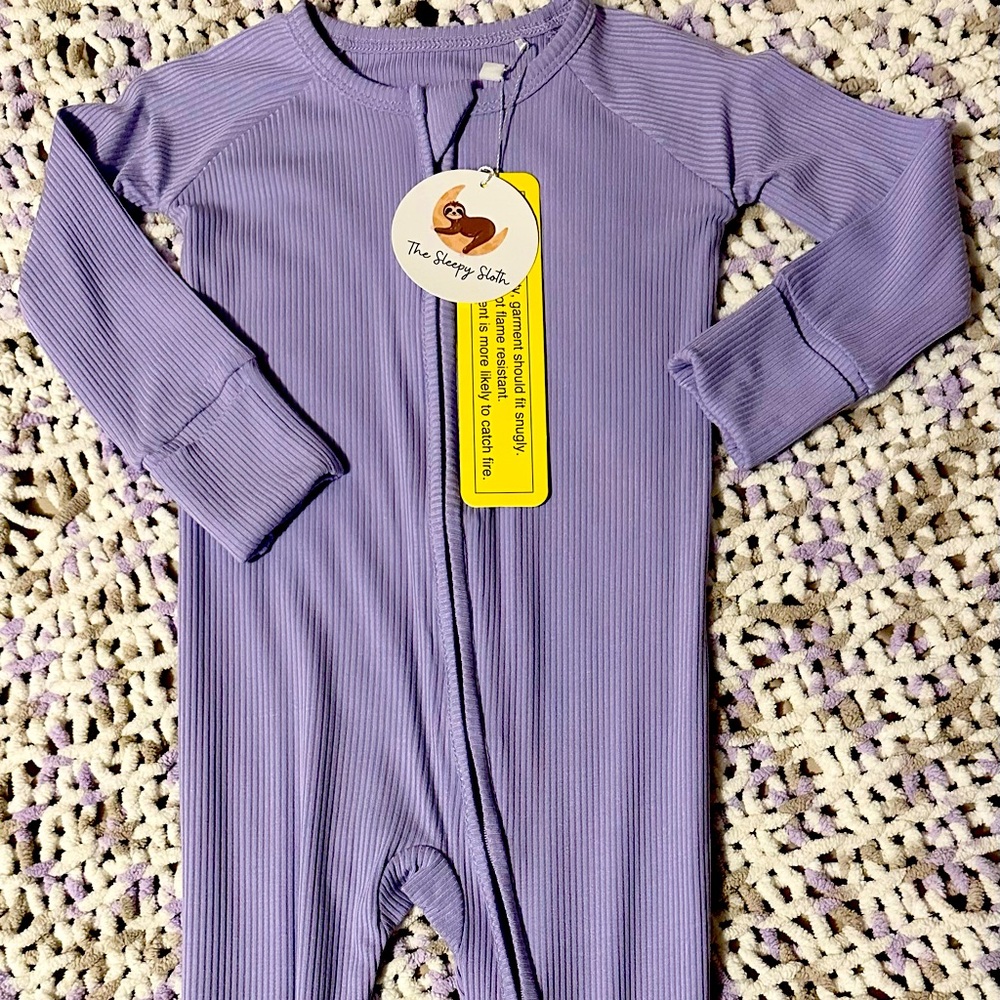 The Sleepy Sloth convertible zippie